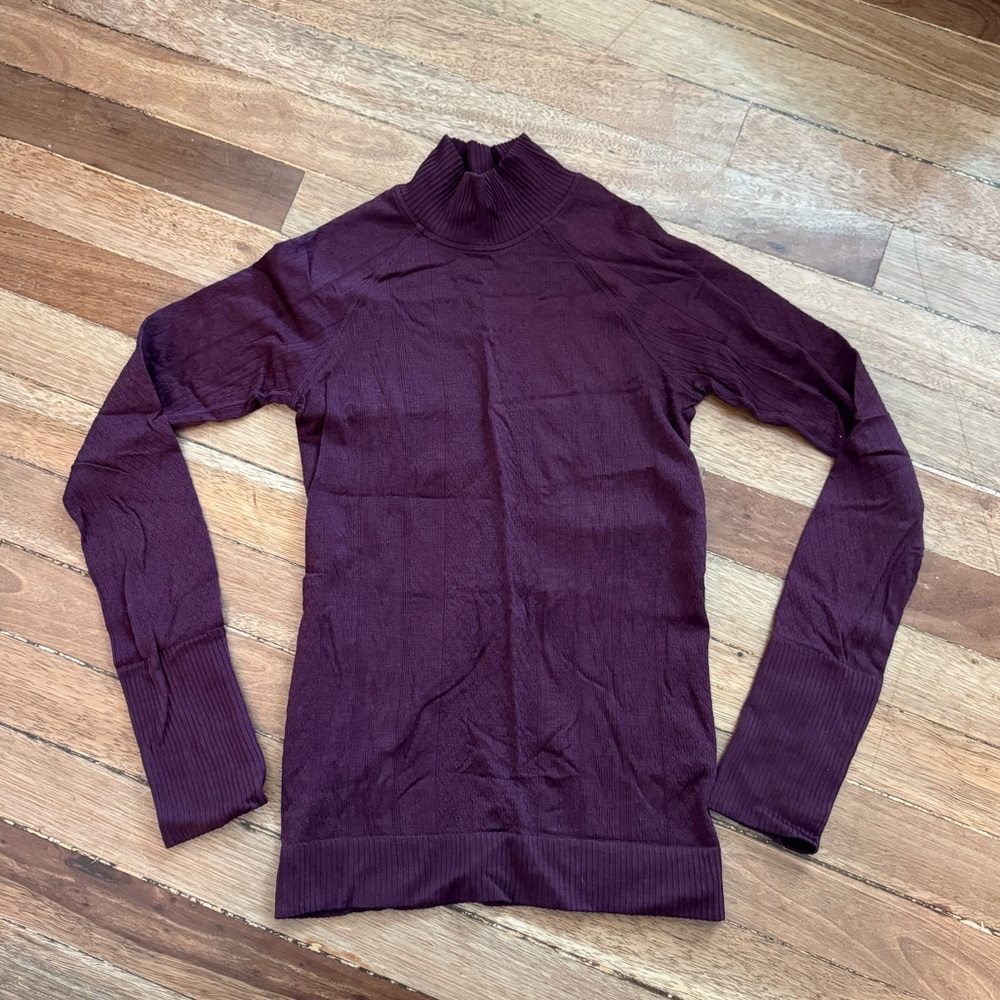 Lululemon Burgundy Base Layer Long - image 1
